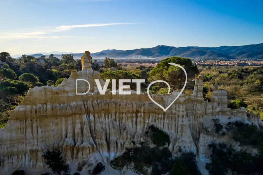 Photo TOULOUSE by VIET - Les Orgues Ille sur TET