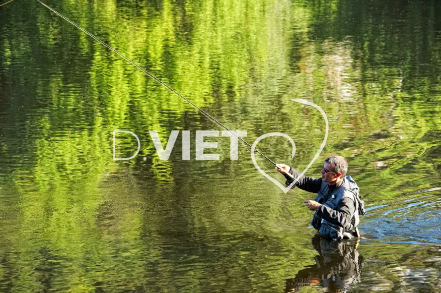 Photo TOULOUSE by VIET - peche à la mouche