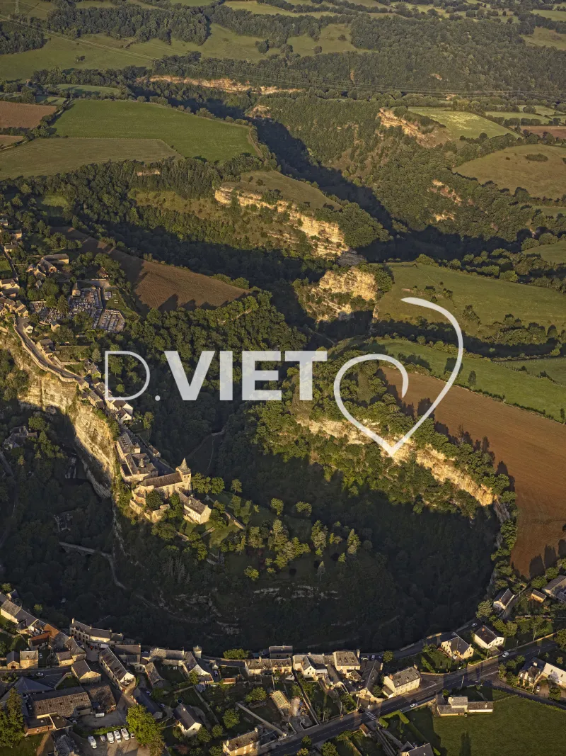 Photo TOULOUSE by VIET - Le trou de Bozouls