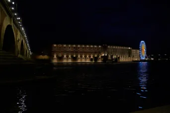 Photo TOULOUSE by VIET - Hotel Dieu et grande roue