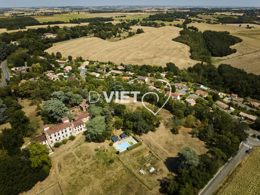 Photo TOULOUSE by VIET - DREMIL LAFAGE Habitat Pavillonnaire