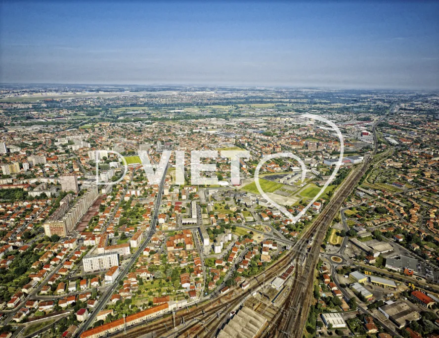 Photo TOULOUSE by VIET - Matabiau la salade