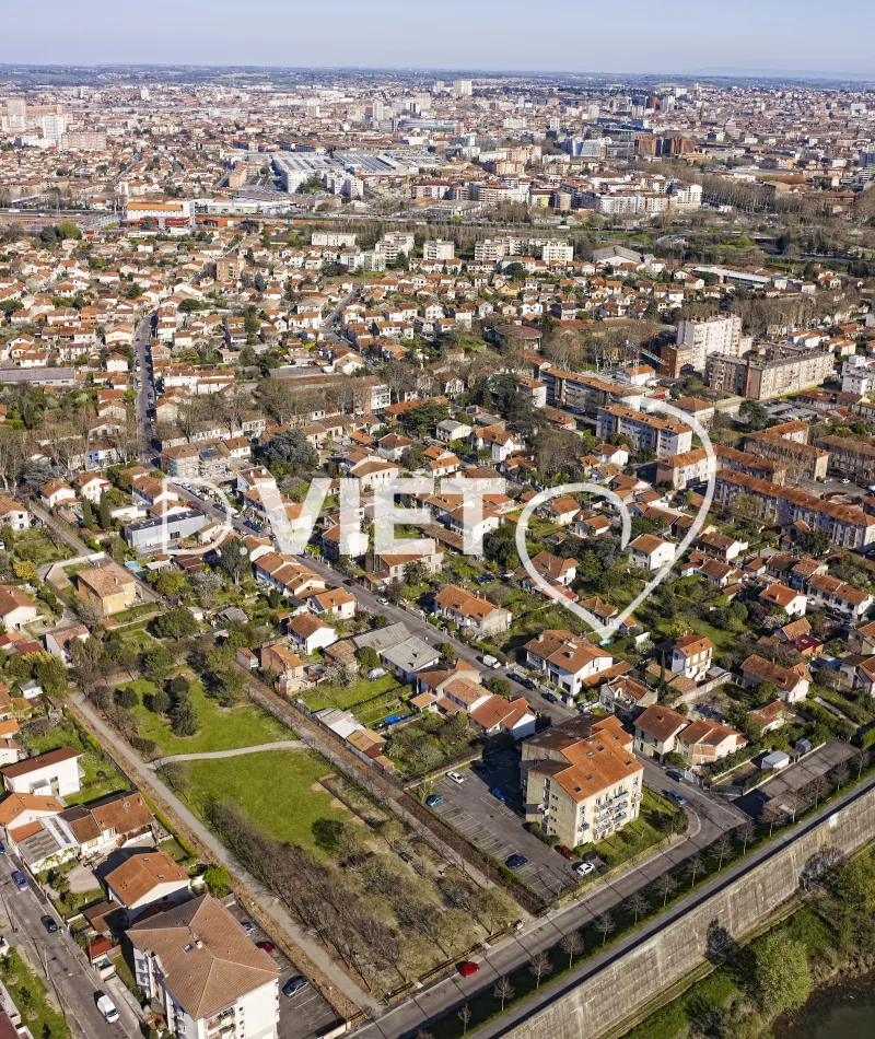Photo TOULOUSE by VIET - Les sept deniers