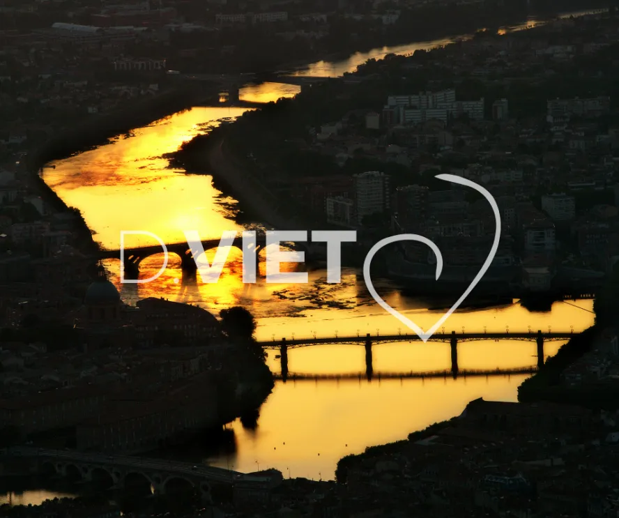 Photo TOULOUSE by VIET - Garonne