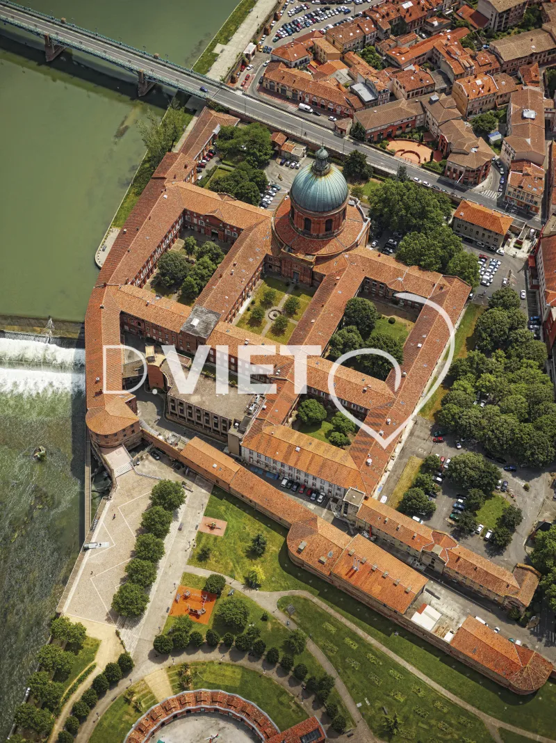 Photo TOULOUSE by VIET - Hospice de la Grave