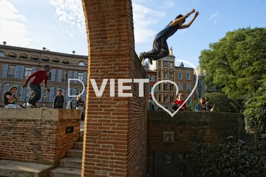 Photo TOULOUSE by VIET - Art du deplacement