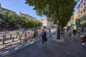 Photo TOULOUSE by VIET - Place Esquirol