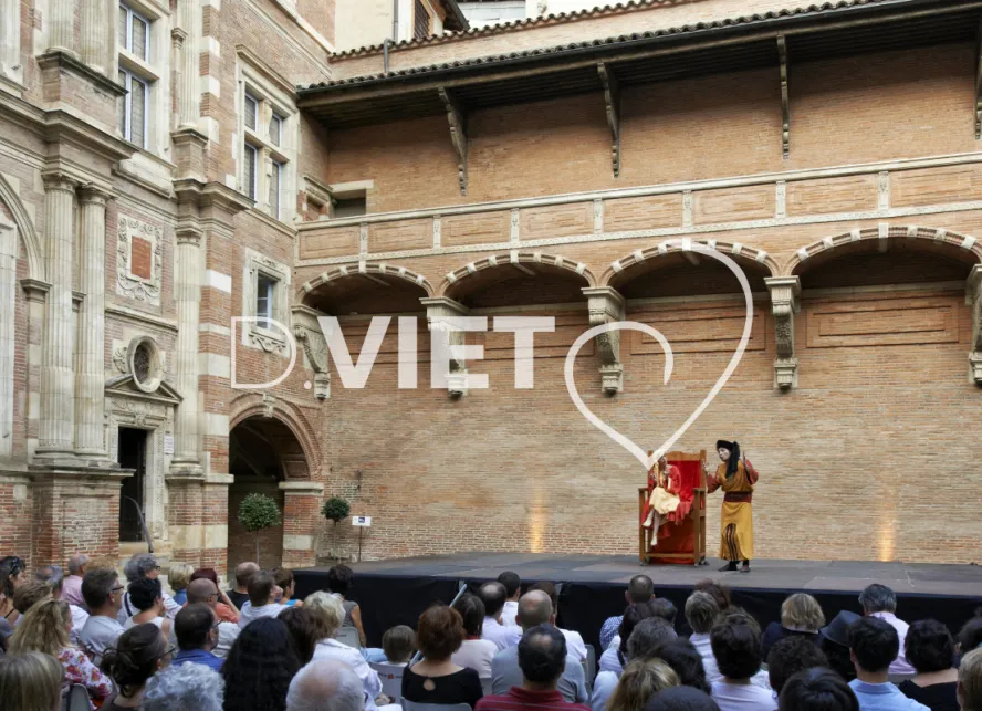 Photo TOULOUSE by VIET - Hôtel d'Assézat