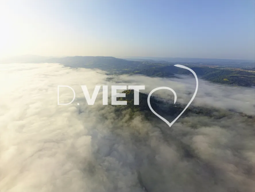 Photo TOULOUSE by VIET - chateau de Calmont d Olt