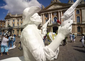 Photo TOULOUSE by VIET - COW PARADE TOULOUSE 2012