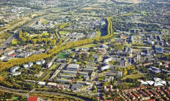 Photo TOULOUSE by VIET - UNI Tlse 3 Paul Sabatier