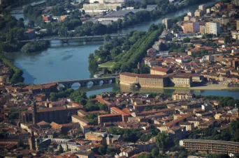 Photo TOULOUSE by VIET - Garonne