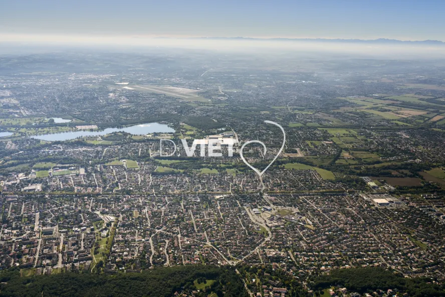 Photo TOULOUSE by VIET - TOURNEFEUILLE