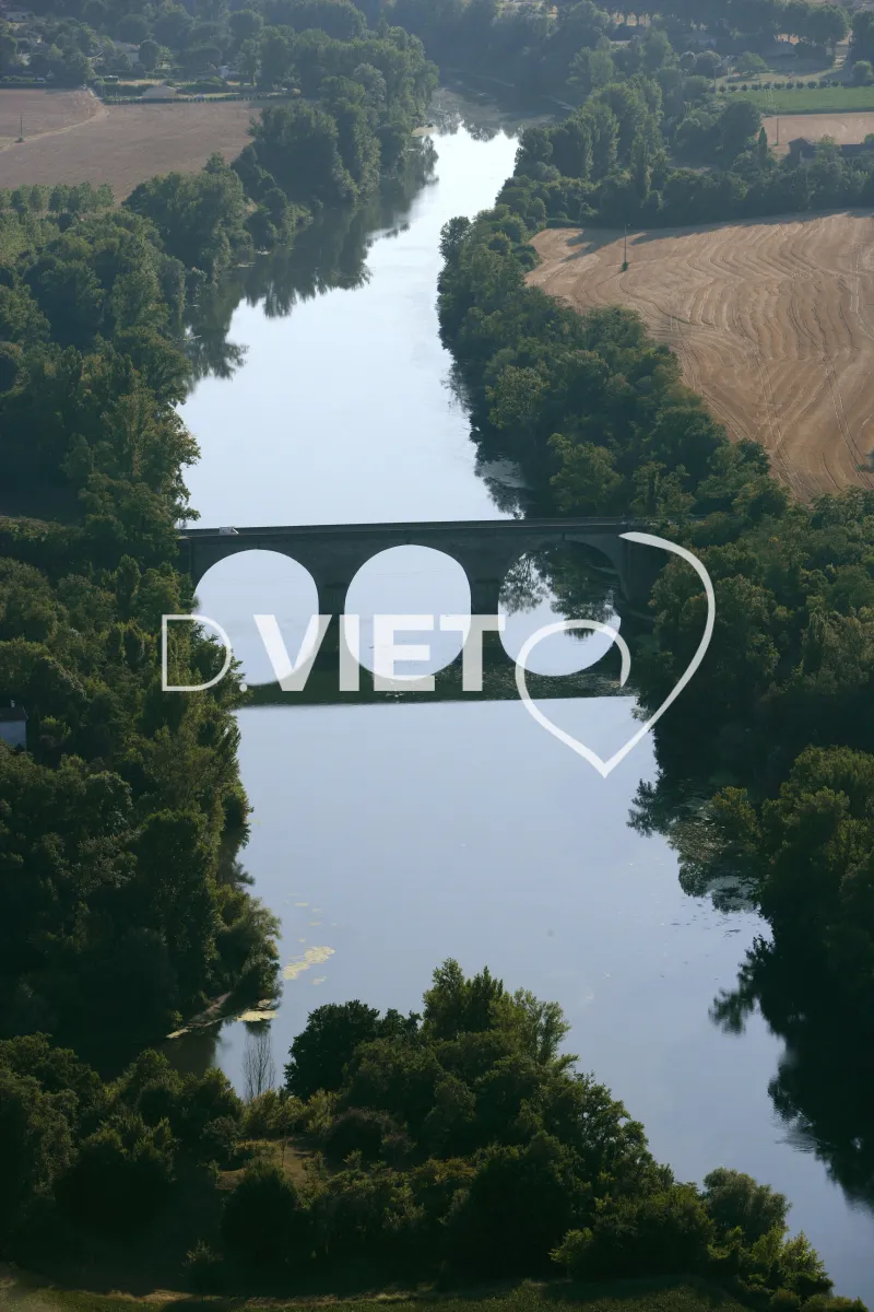 Photo TOULOUSE by VIET - 81 ST SULPICE N43°46202 E001°41110 ©VIET 361.com