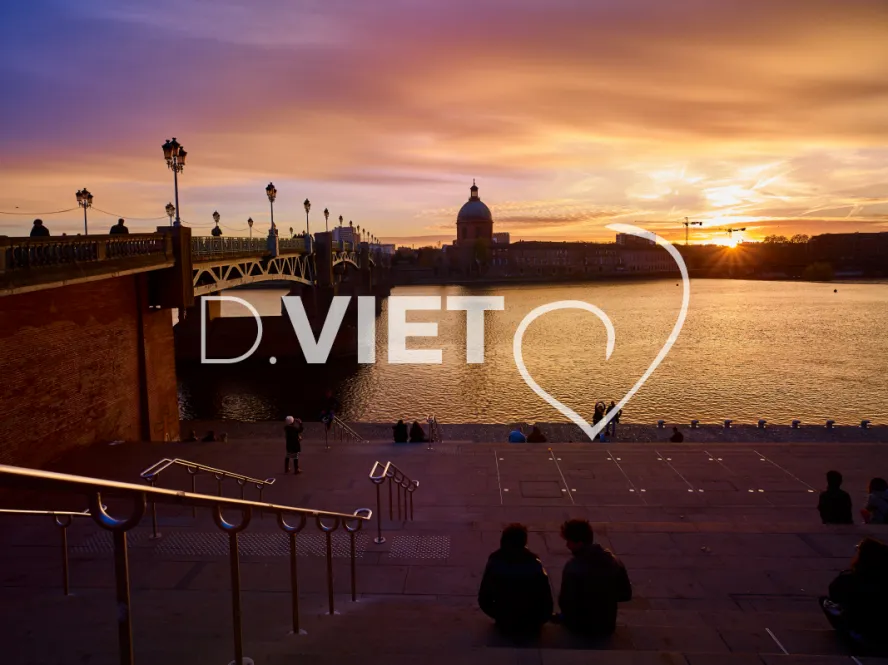 Photo TOULOUSE by VIET - ST CYPRIEN Abbatoirs