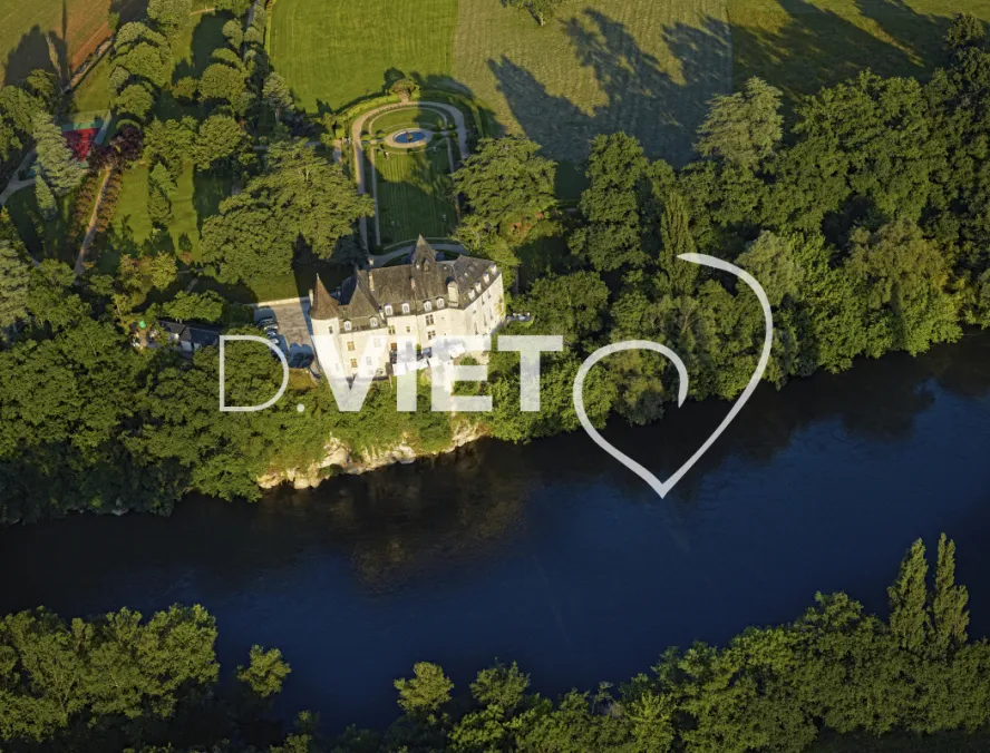 Photo TOULOUSE by VIET - Chateau La treyne hotel restaurant