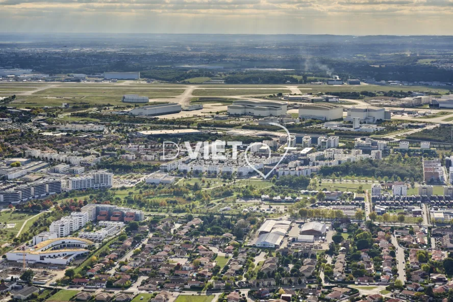 Photo TOULOUSE by VIET - BEAUZELLE