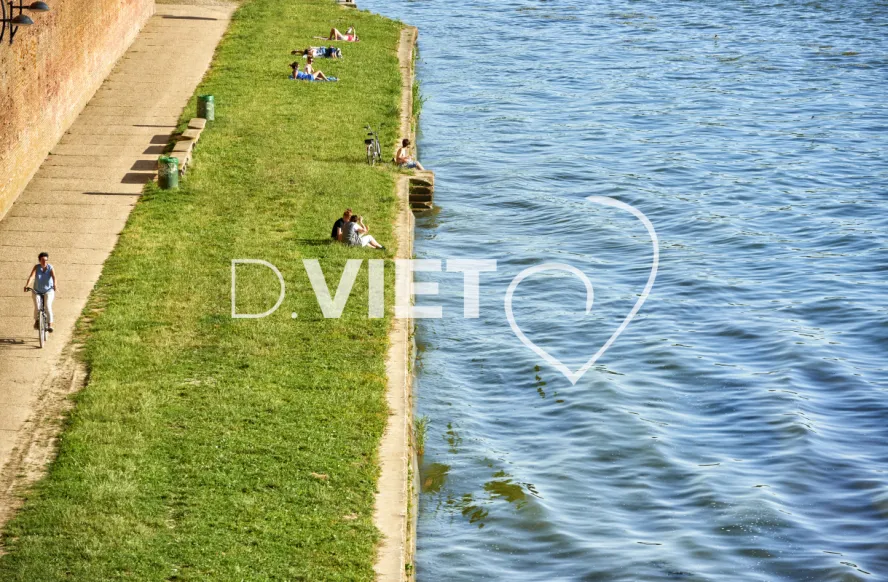 Photo TOULOUSE by VIET - Vue du Pont Neuf quais
