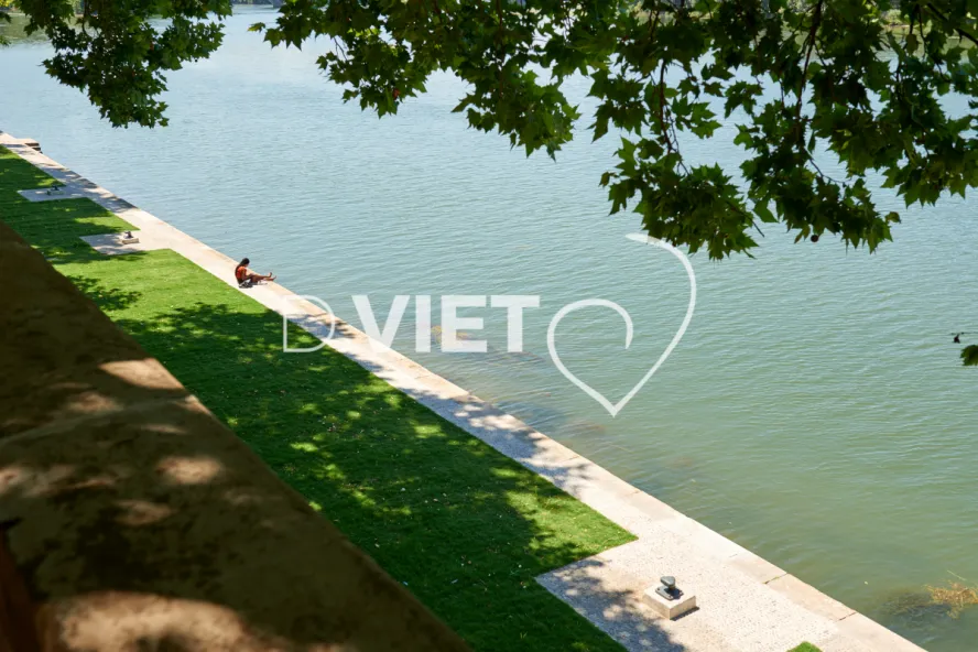 Photo TOULOUSE by VIET - les bords de garonne