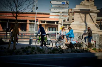 Photo TOULOUSE by VIET - Allees Jean Jaures