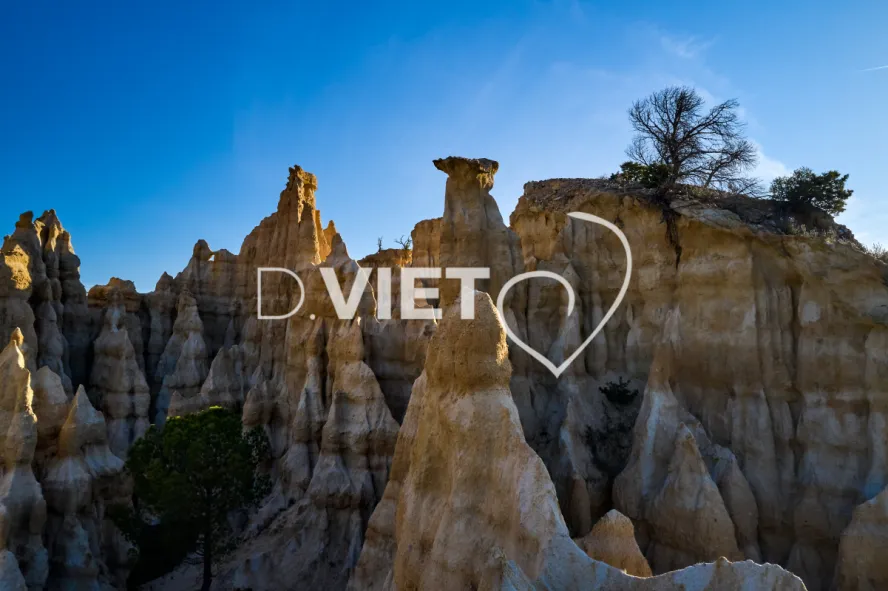 Photo TOULOUSE by VIET - Les Orgues Ille sur TET