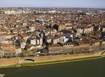 Photo TOULOUSE by VIET - quai de Tounis dalbade Carmes