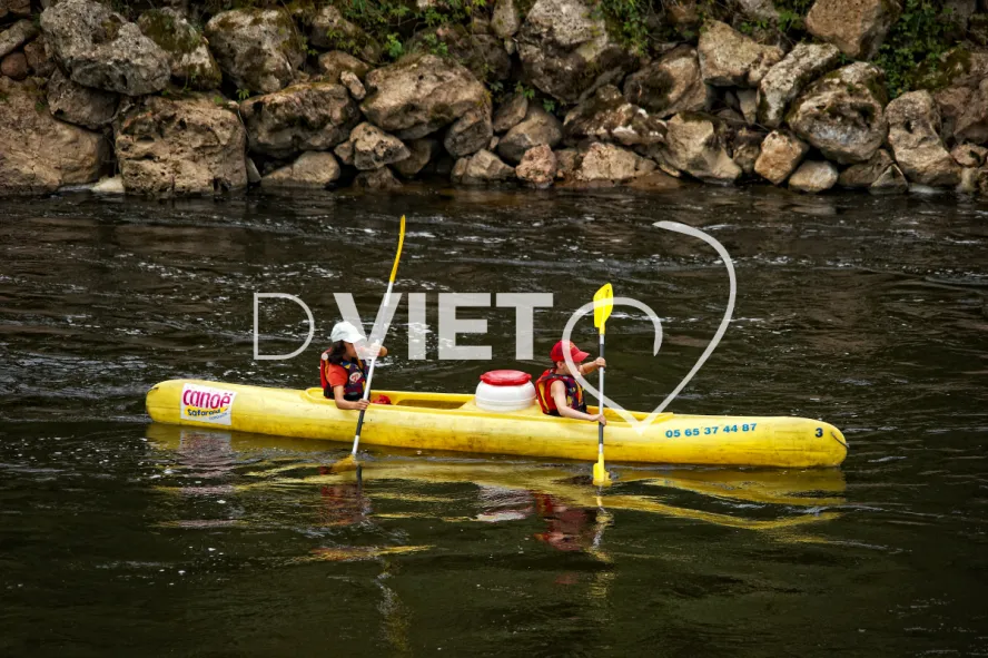 Photo TOULOUSE by VIET - Canoe sur la Dordogne lotoise