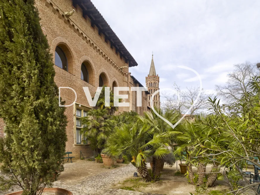 Photo TOULOUSE by VIET - SAINT SERNIN