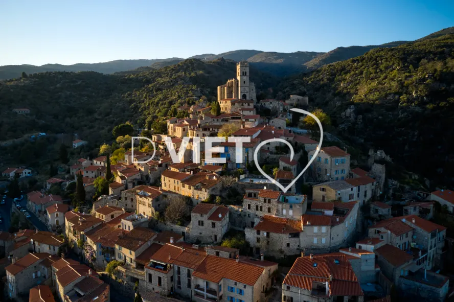 Photo TOULOUSE by VIET - Village d'EUS