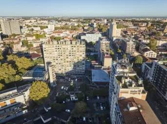Photo TOULOUSE by VIET - CASERNE JACQUES VION