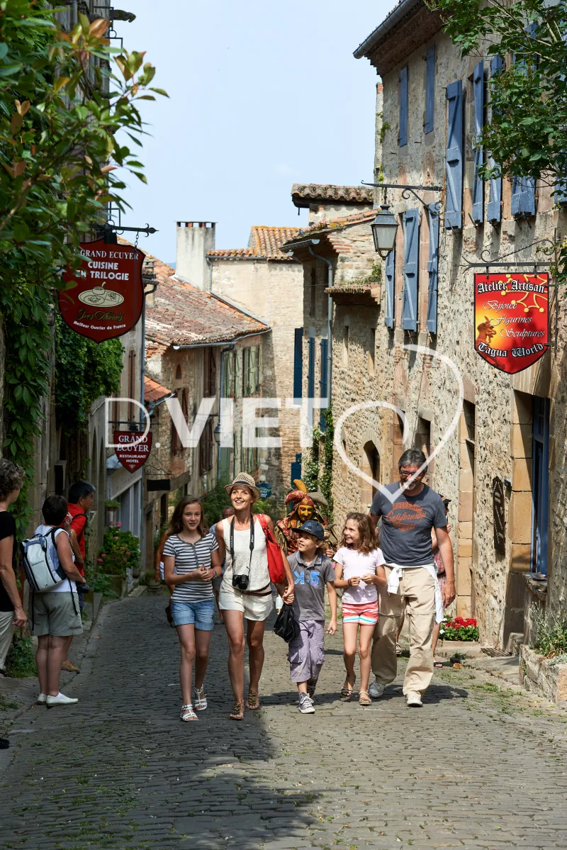 Photo TOULOUSE by VIET - la famille Mondon de Champigny