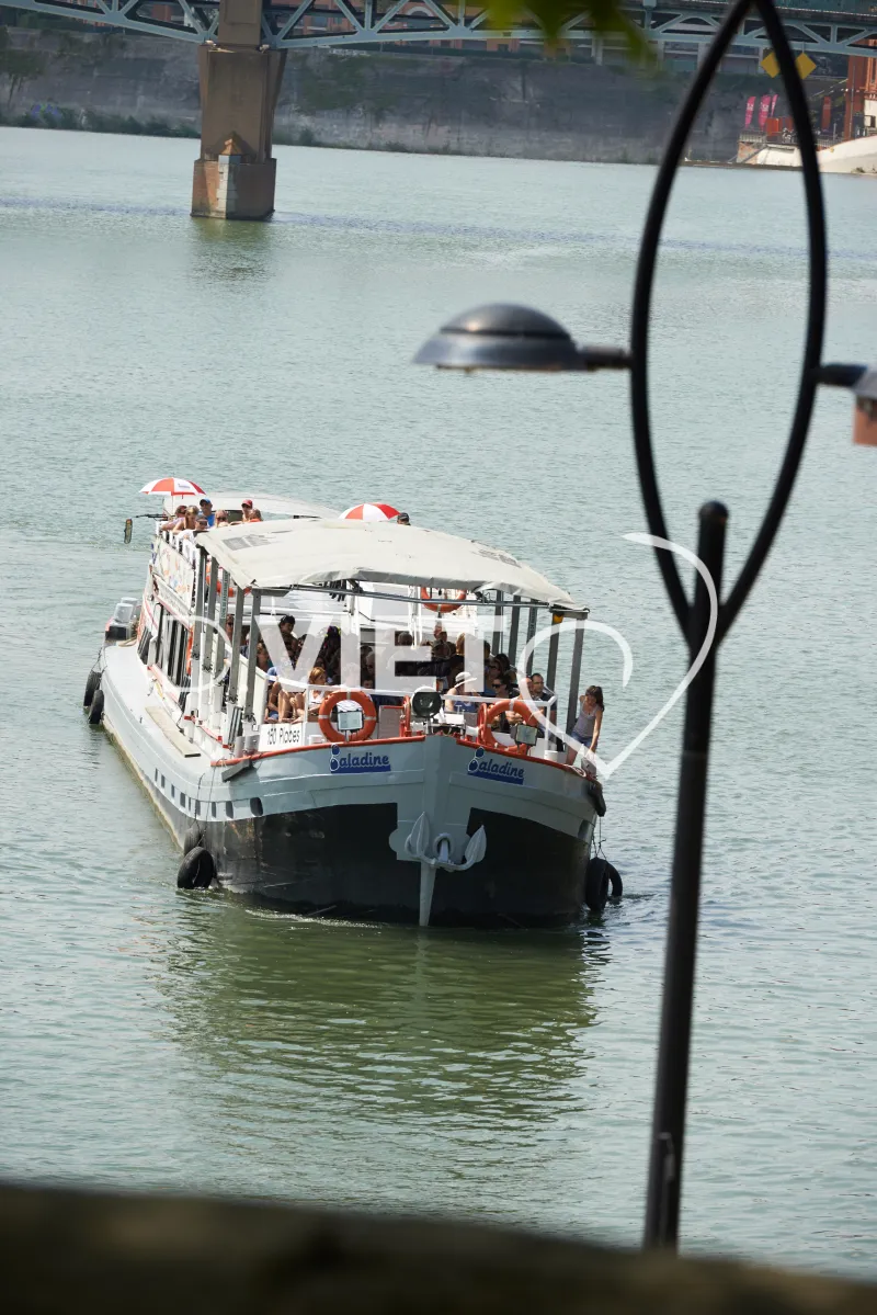 Photo TOULOUSE by VIET - Sur la garonne