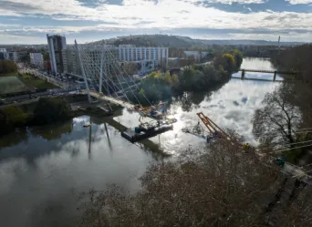 Photo TOULOUSE by VIET - Passerelle d'empalot et Garonne