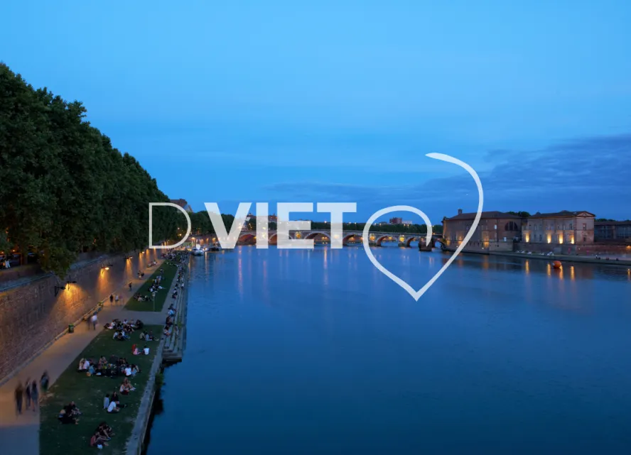 Photo TOULOUSE by VIET - Quais de la Daurade