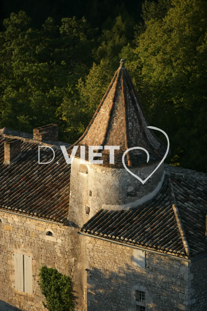 Photo TOULOUSE by VIET - 81 VCALLIERES N43°59564 E001°54284 ©VIET 361.com