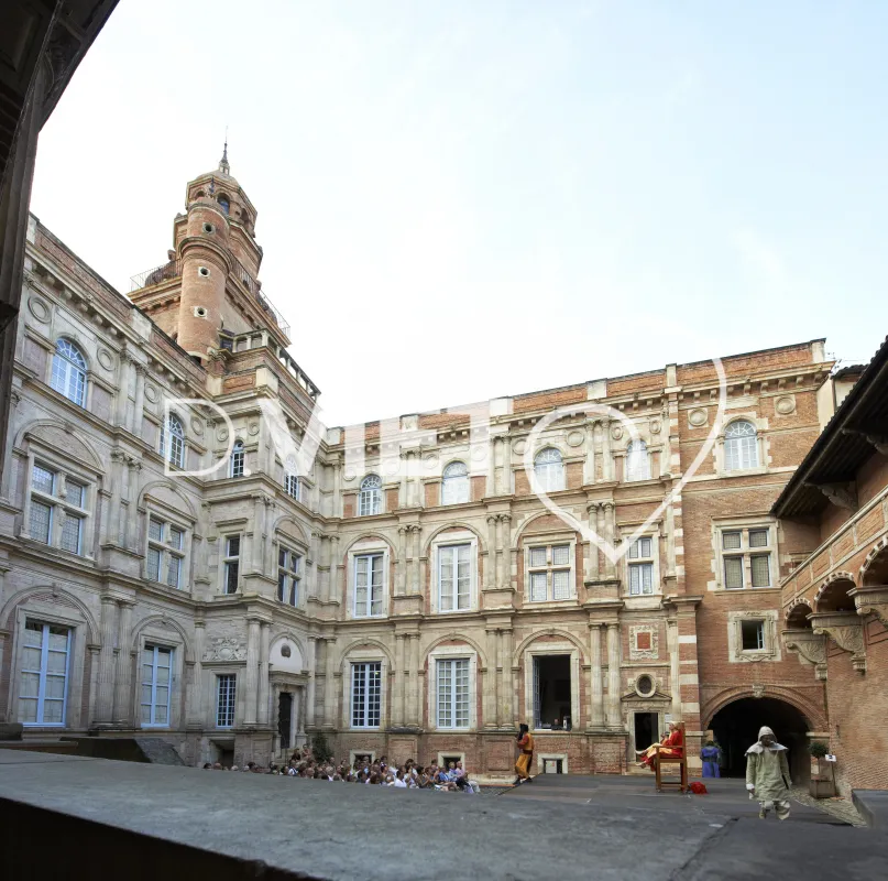 Photo TOULOUSE by VIET - Hôtel d'Assézat