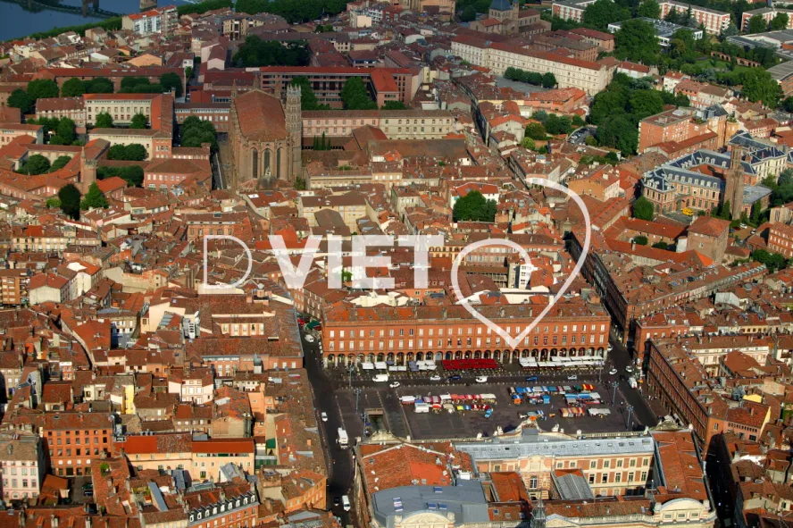 Photo TOULOUSE by VIET - Marché du capitole