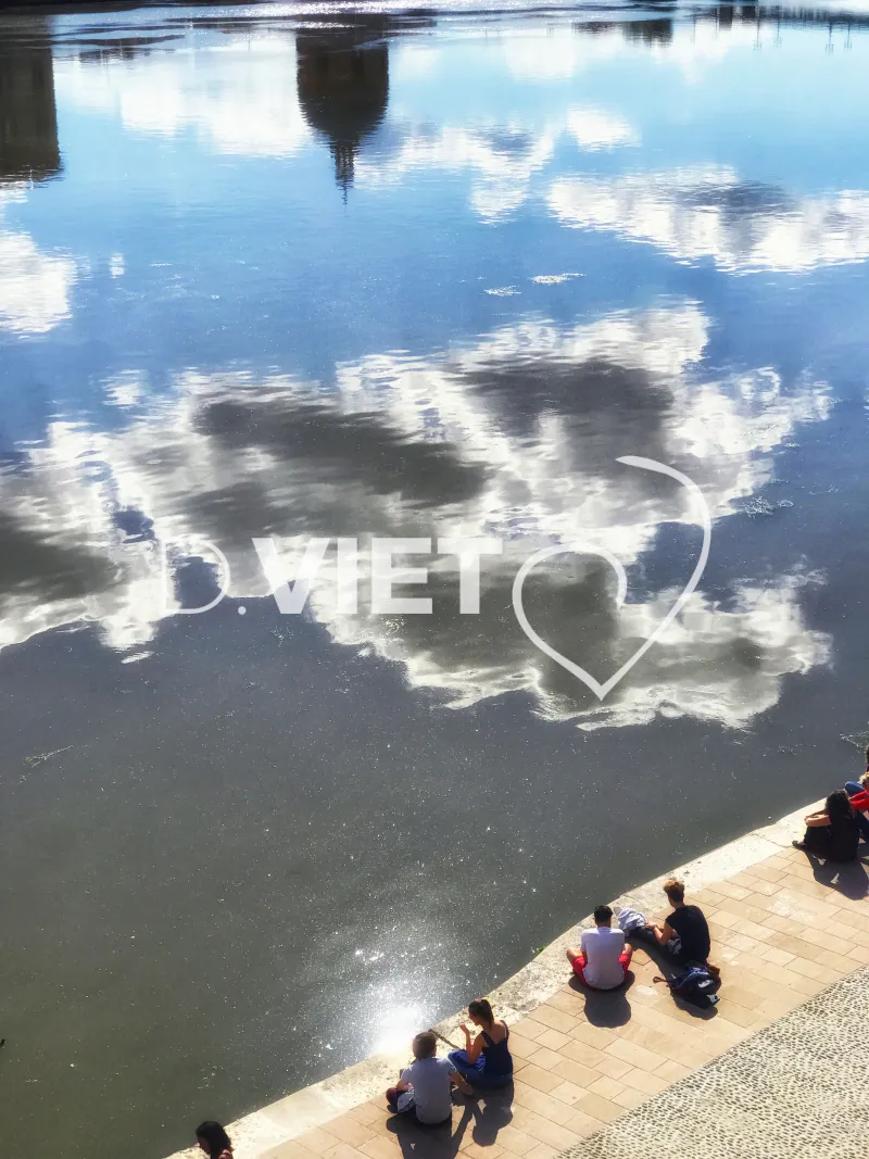 Photo TOULOUSE by VIET - quais de la Daurade