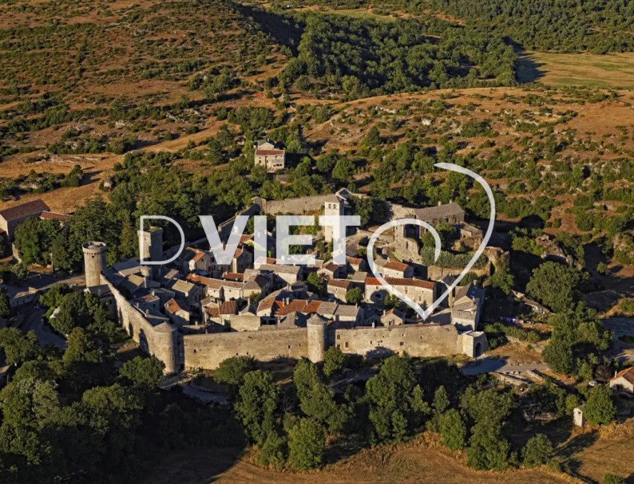 Photo TOULOUSE by VIET - VILLAGE FORTIFIÉ DE LA COUVERTOIRADE