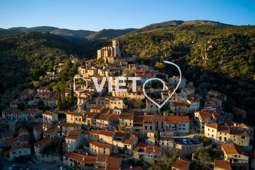 Photo TOULOUSE by VIET - Village d'EUS