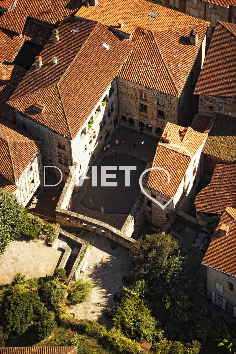 Photo TOULOUSE by VIET - Pierre de rosette sur la place des ecritures