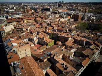 Photo TOULOUSE by VIET - toits de Toulouse