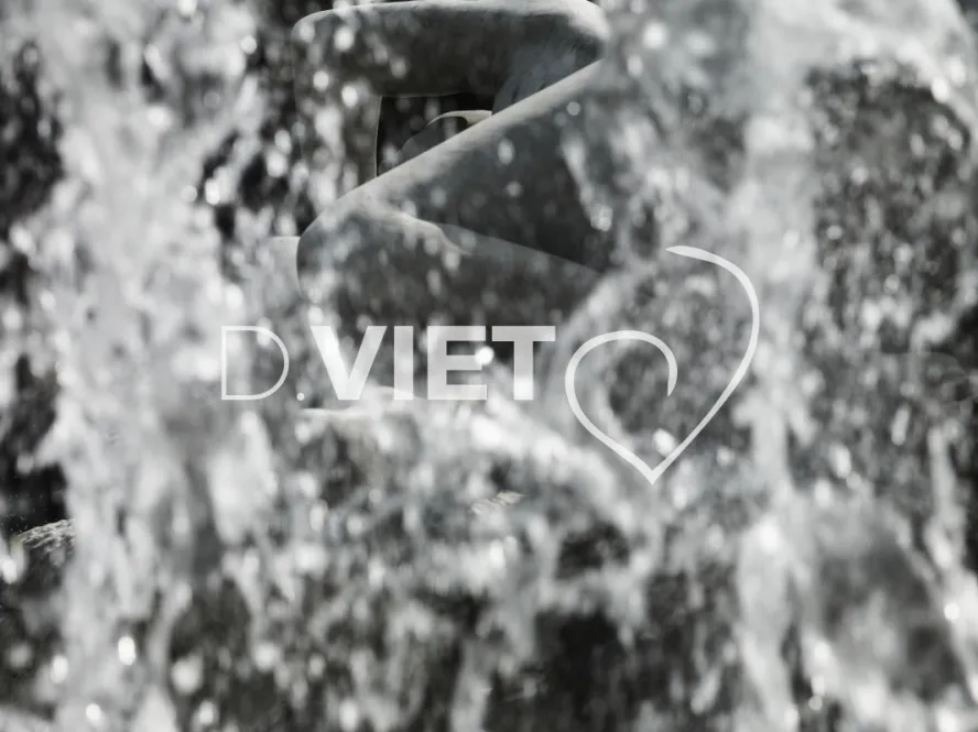 Photo TOULOUSE by VIET - La fontaine Goudouli du square Lafayette