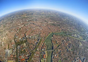 Photo TOULOUSE by VIET - Vue g&eacute;n&eacute;rale de Toulouse en a&eacute;rien et fish eye