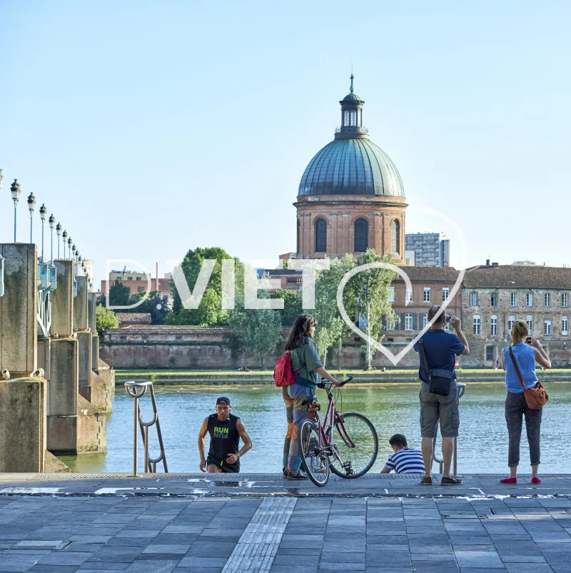 Photo TOULOUSE by VIET - PLACE ST PIERRE