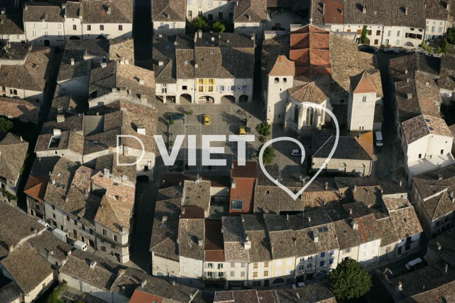 Photo TOULOUSE by VIET - 82 LAUZERTE N44°15204 E001°08234 , ©VIET 361.com