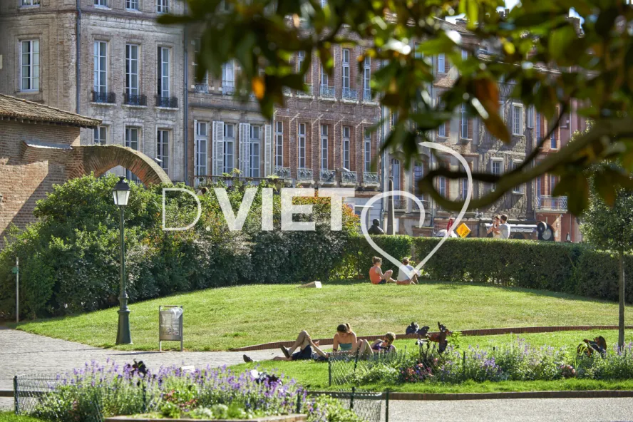 Photo TOULOUSE by VIET - Saint ETIENNE