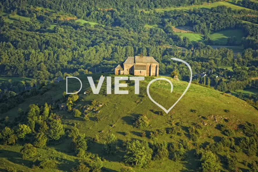 Photo TOULOUSE by VIET - Cancarel 12340 Bozouls