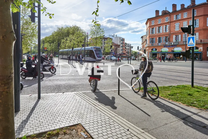 Photo TOULOUSE by VIET - Ambiance pres tribunal de grande instance
