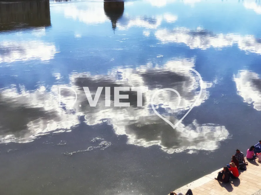 Photo TOULOUSE by VIET - quai de la daurade